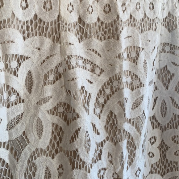 White and Nude Lace Dress - Picture 3 of 3